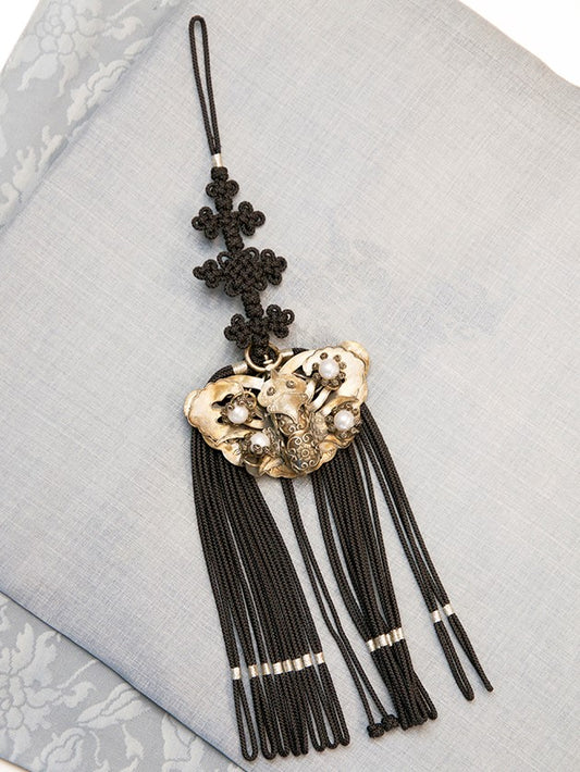 Norigae with Silver and Pearl