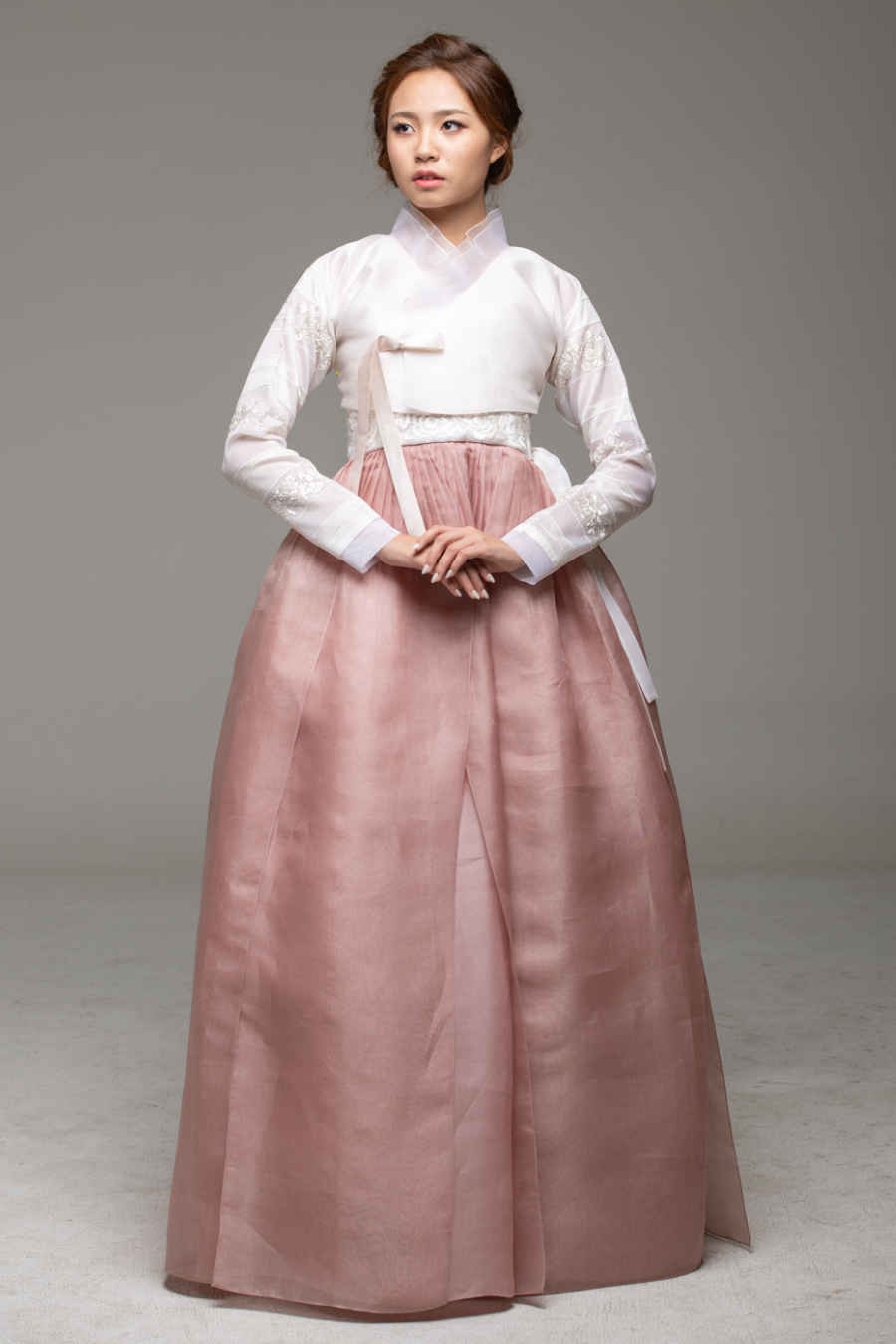 Embroidery Malgee Dress (without jeogori)