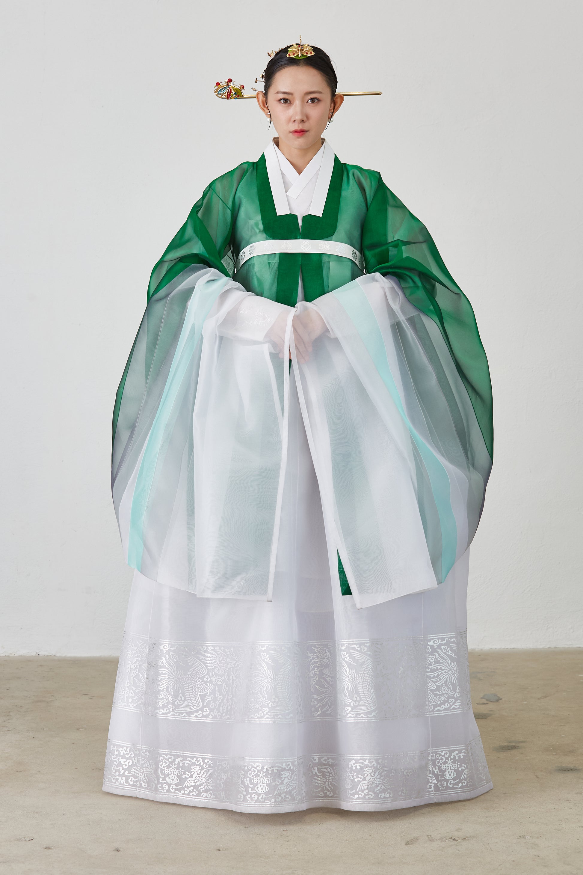 W'25 Hanbok Collection - Style #21 Meehee Hanbok W'25 Hanbok Collection - Style #21 Meehee Hanbok