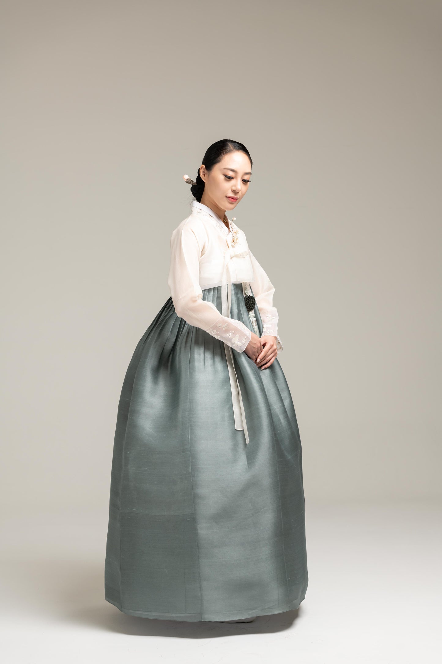 Single-Layer Jeogori and Skirt