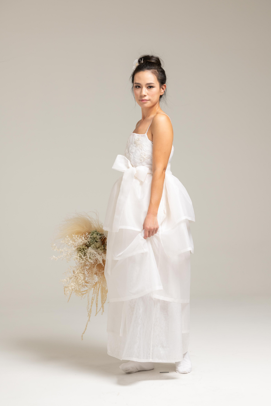 Layered White Minimal Wedding Dress – Meehee Hanbok