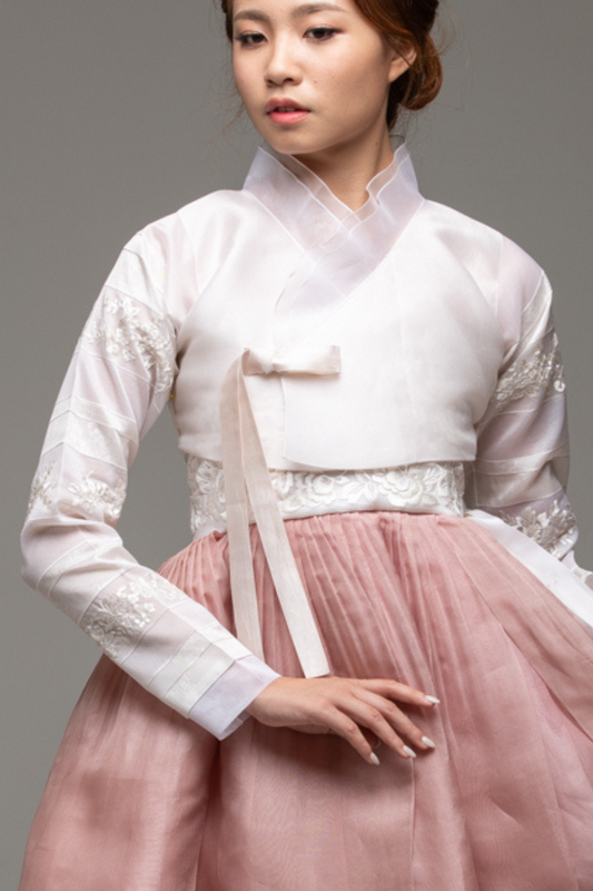 Meehee Hanbok